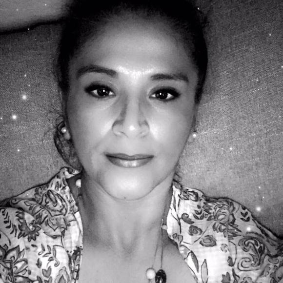 Meet your Posher, Isabel - Picture 1 of 1